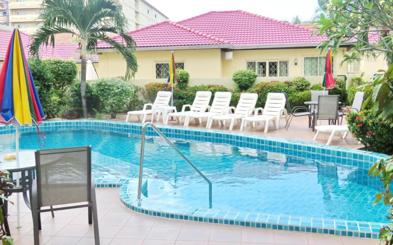 Butterfly Garden Boutique Residences Large Luxury Apts And Villas A Lifetsyle Destination By Neang, Everything You Need All Right Here 1-3 Bedrooms 110 To 190 Sq Mtrs, 2 Full Bathrooms, Rain Shower, Spa Bath, Bbq, Free Wifi, Staff 24-7, Close To Beac Pattaya Εξωτερικό φωτογραφία